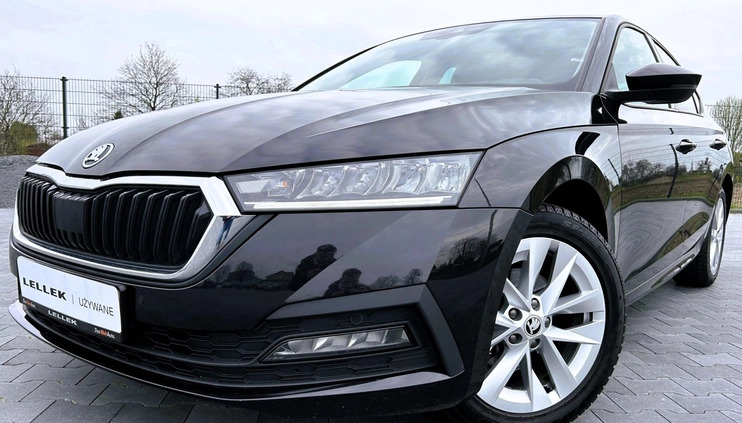 Skoda Octavia cena 92900 przebieg: 93797, rok produkcji 2021 z Krzanowice małe 137